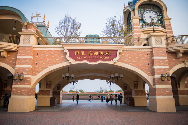 上海迪士尼乐园吃什么比较划算,上海迪士尼酒店住宿攻略