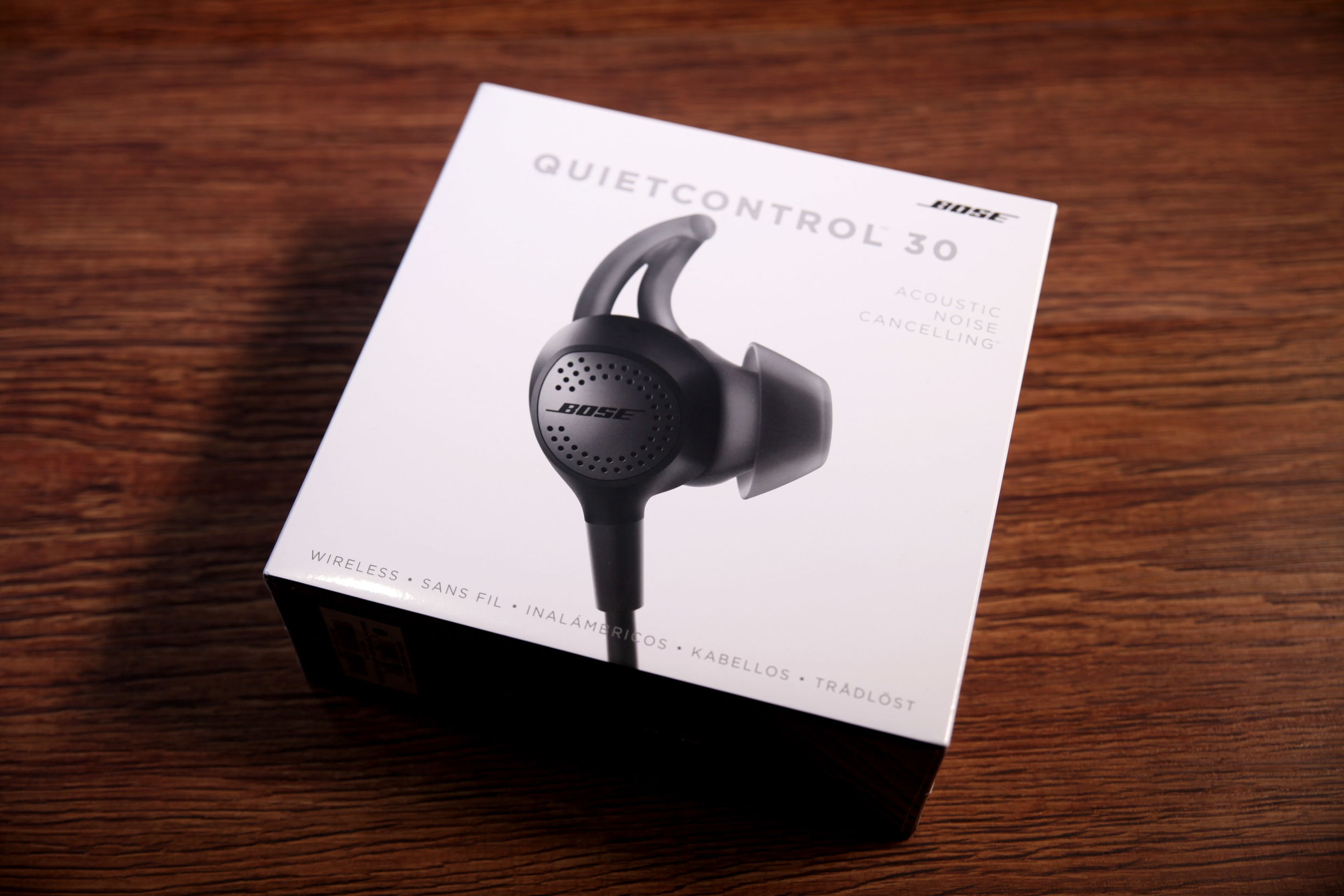 你跟自己的沉浸世界只差这一个耳机了