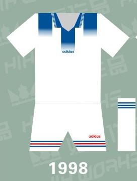 还记得你的第一套阵容吗,还记得你的第一把球拍吗