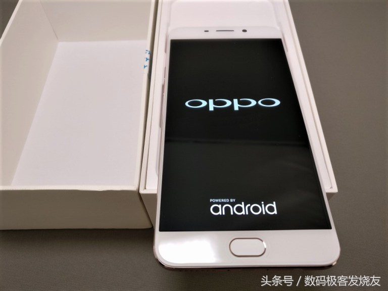 oppor9测评充电,充电五分钟通话两小时的oppo手机