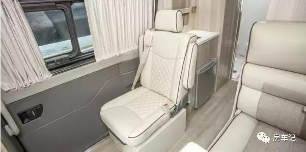 房车上汽大通b型房车,最新最便宜的B型大通房车