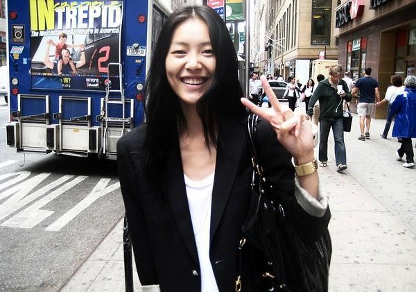 江一燕端庄优雅轻松驾驭各种风格,江一燕和舒淇照片