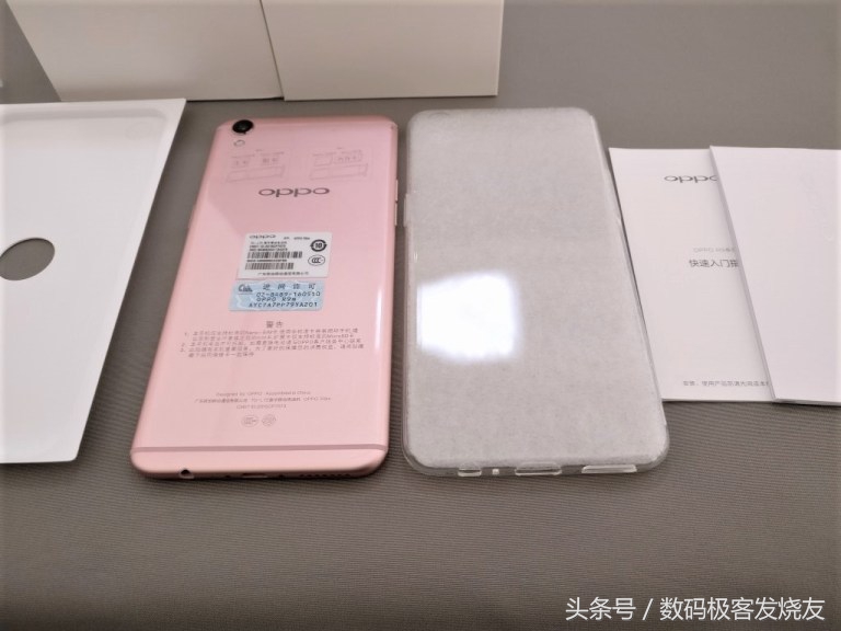 oppor9测评充电,充电五分钟通话两小时的oppo手机