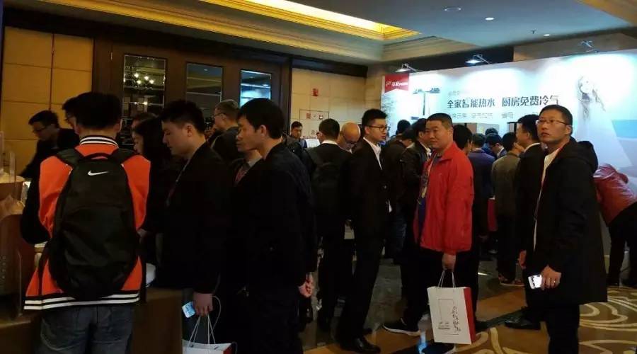 机场玩穿越，非对称竞争，11个事业部，网红宗毅玩爆了芬尼年会