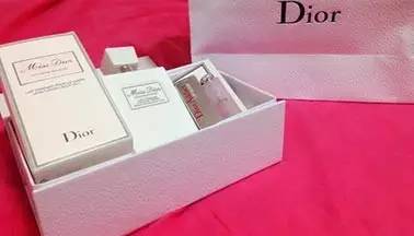 日本彩妆礼物推荐,日本化妆礼物排行榜