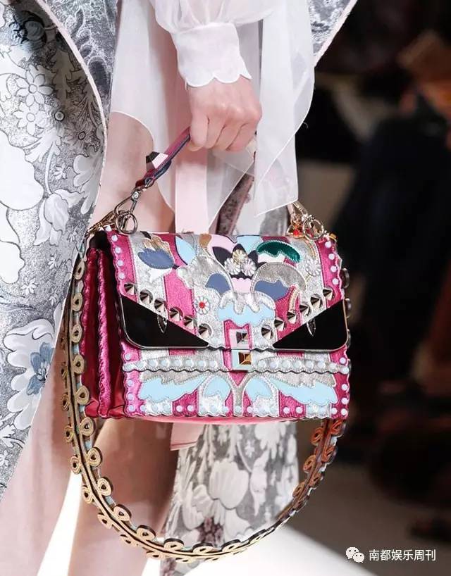 杨幂同款包墨绿色,杨幂同款马鞍包