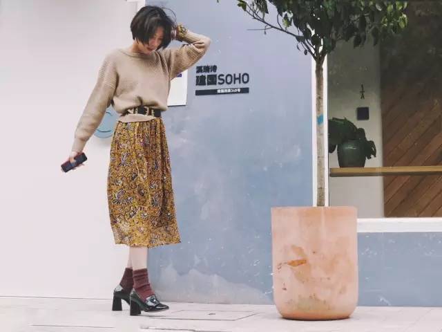 OOTD｜这个春天，要好看的我不止会穿网袜