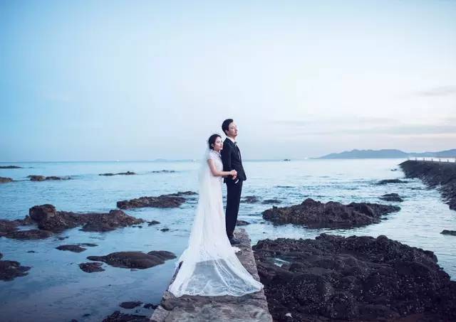 拍婚纱照选片后悔加钱,婚纱照选片如何列价格