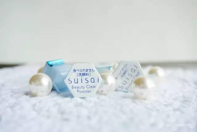 天天洗脸却还是有黑头,天天洗脸脸上黑头粉刺还是很多