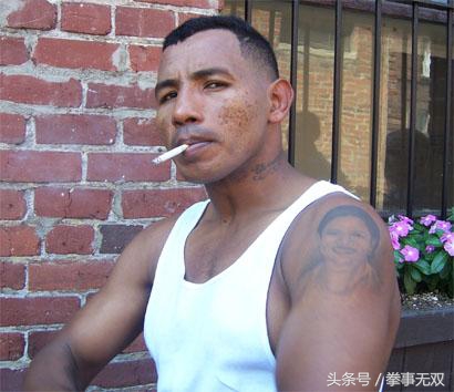 帕奎奥左手重拳的力量,帕奎奥重炮手