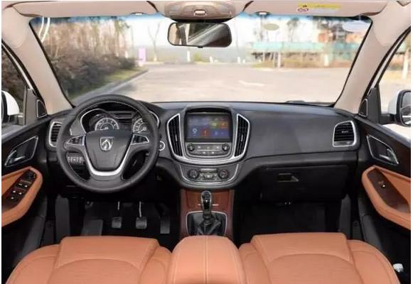 宝骏560律动版车型,17款律动版宝骏560测试