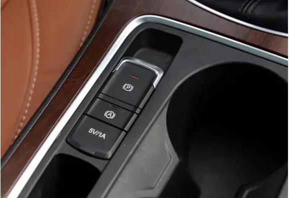 宝骏560律动版车型,17款律动版宝骏560测试