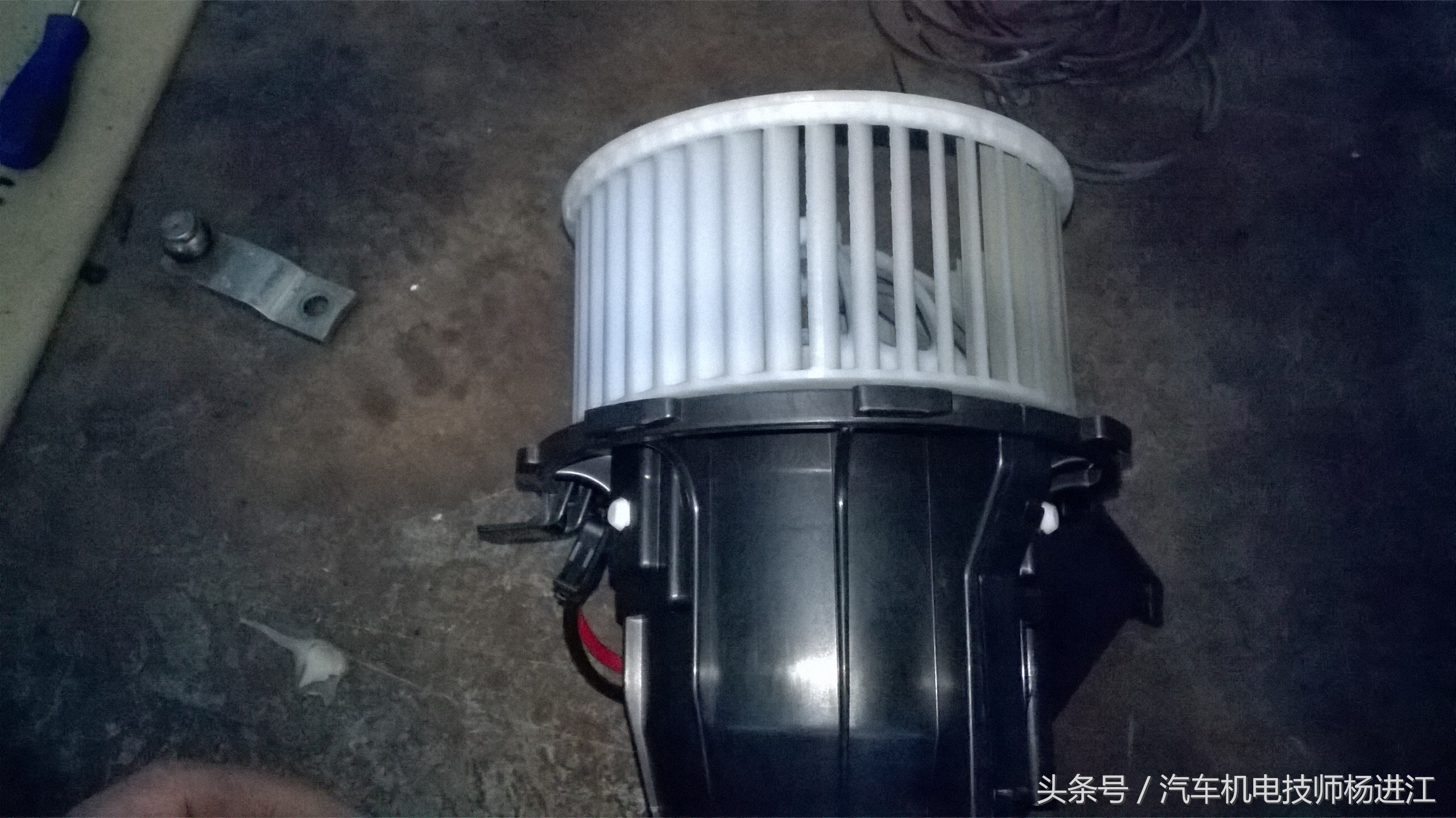 汽车空调进风系统清理,您的爱车清洗空调系统了吗