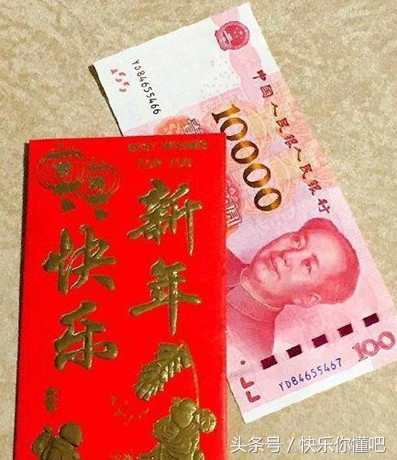 右手拇指指甲处断了一截,中指指甲突然断了意味着什么