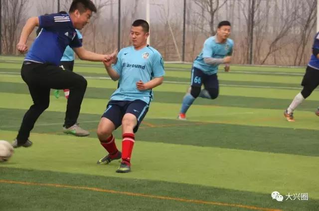 震撼一球！看看大兴青云杯足球联赛就知道中国足球希望大大滴！