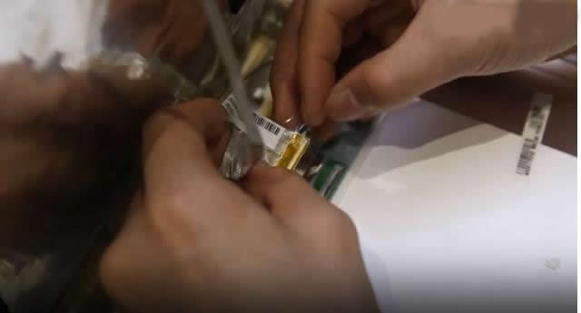 更换笔记本电池手工费,换个笔记本屏幕手工费