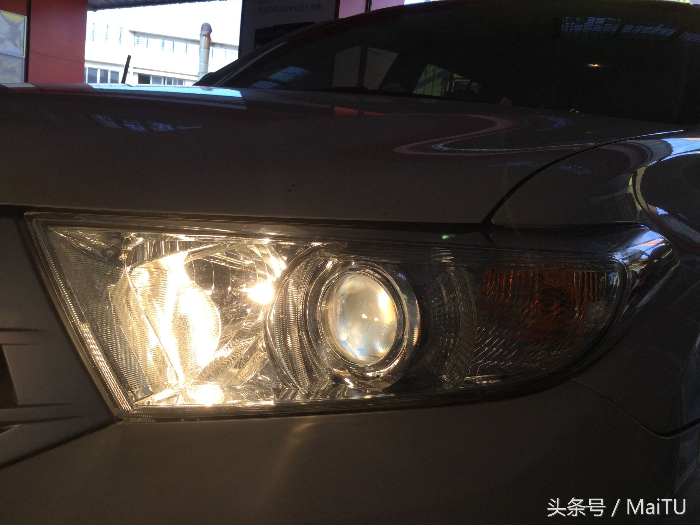 丰田汉兰达车灯光使用图解,汉兰达原车灯光效果