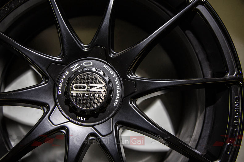 f1的设计,ozformulahlt轮毂怎么样