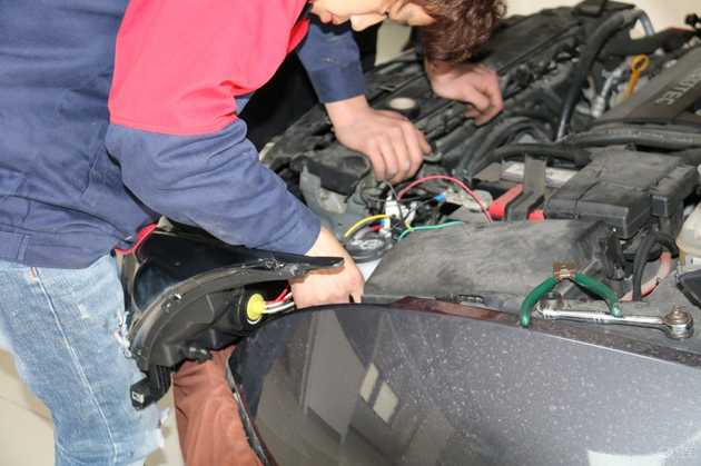 18科鲁兹大灯改装案例,雪佛兰18款科鲁兹改装led矩阵大灯