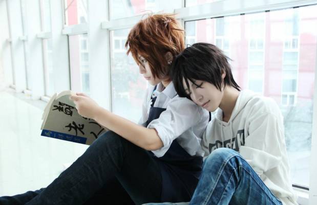 二次元与三次元霓虹,霓虹三次元和二次元