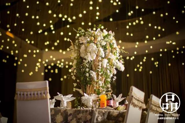 刘诗诗婚礼布置花,刘诗诗吴奇隆婚礼花多少