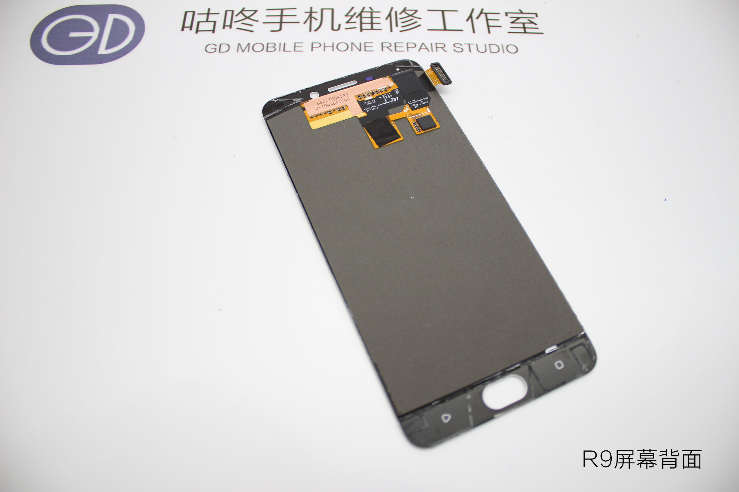 手机维修店手机屏幕更换注意什么,手机维修店不给换自带外屏的原因
