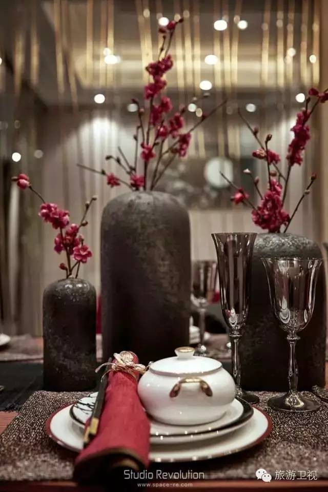 怎样才能让餐桌变好看,怎样把家里的餐桌搞得舒适干净