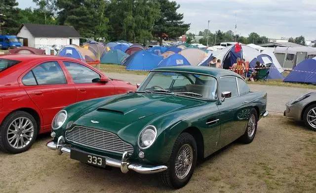 交警强制报废车流程,私家车强制报废是多长时间