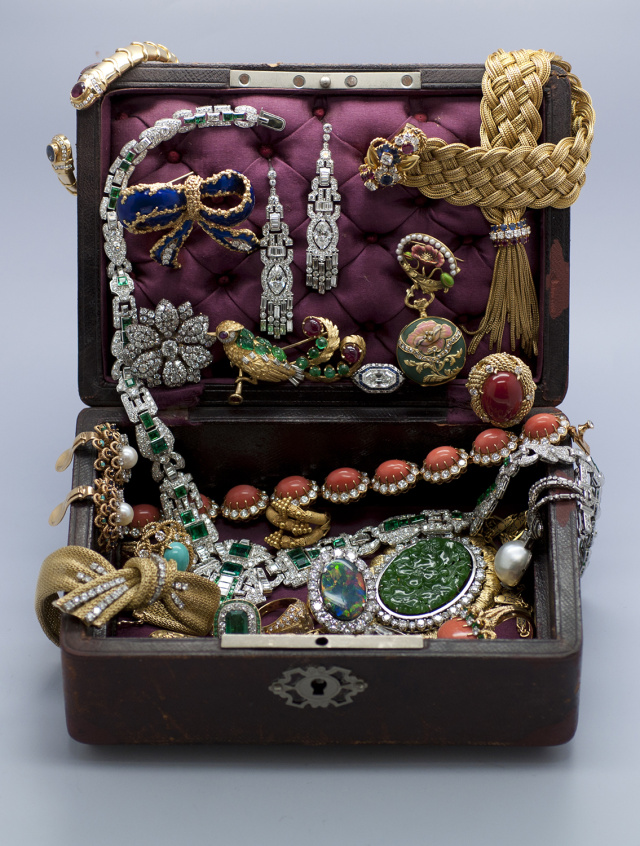 购买二手珠宝注意事项,买二手首饰有什么讲究嘛