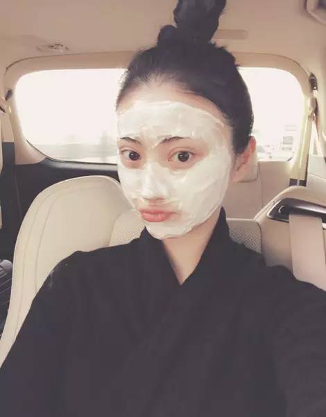 美容帮|做好这几步,景甜自带反光板般的白皮你也可以拥有!