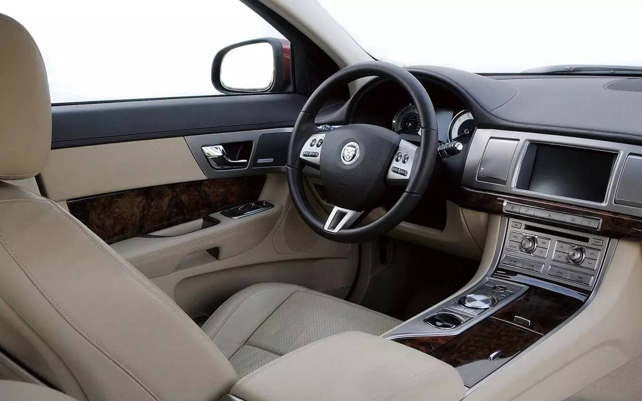 四眼捷豹xf二手车报价,二手车捷豹xf测评视频