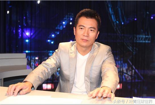 这位解说年薪400万=普通中国人80倍，却被球迷骂惨了