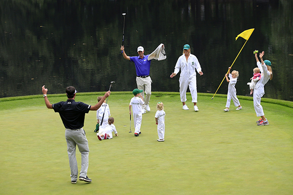 大师赛纪念球杆2024,大师赛使命召唤颁奖