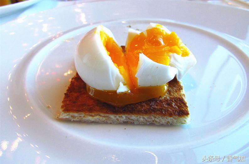 高档餐厅的早餐,79楼云端餐厅