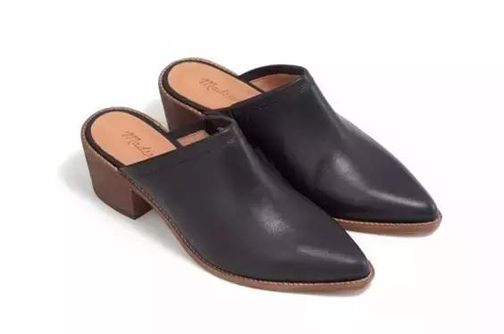 下雨天穿什么鞋子能防水,下雨穿什么防水鞋套好看