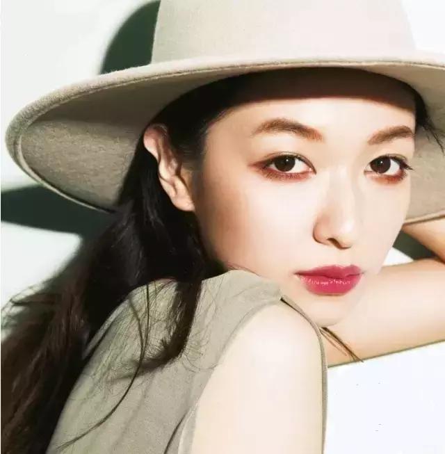 为什么自己妆看起来脏脏的,为什么开始化的妆脏脏的