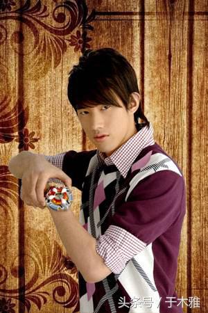 三个铠甲召唤人都怎么样了,五大铠甲勇士召唤人现在咋样了