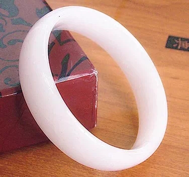 和田玉市场恶性循环,近来经济不景气和田玉销量走低