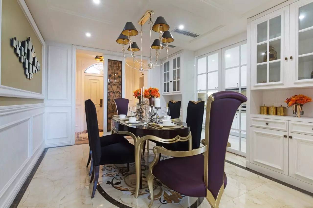 餐桌可以对着入户门吗,入户门对着餐桌如何装修