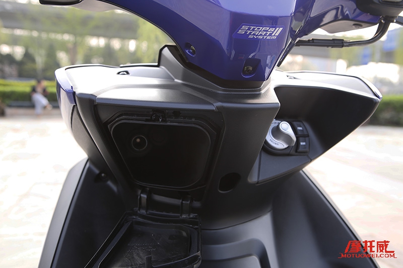 nvx155雅马哈踏板,雅马哈nvx155试驾