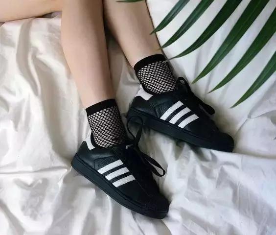 原来男生最喜欢女生这样穿!我穿了它不出100米被搭讪3次