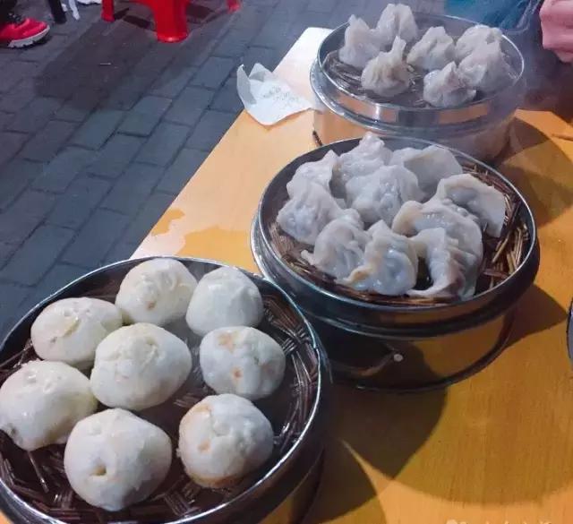 武汉青山的苍蝇馆子,武汉本地人吃的苍蝇馆子