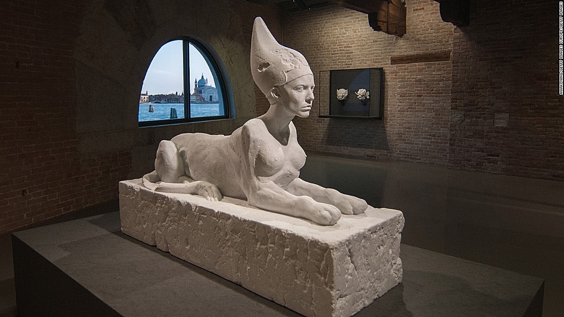 达明恩·赫斯特在威尼斯展出189件“深海珍宝”宣布回归