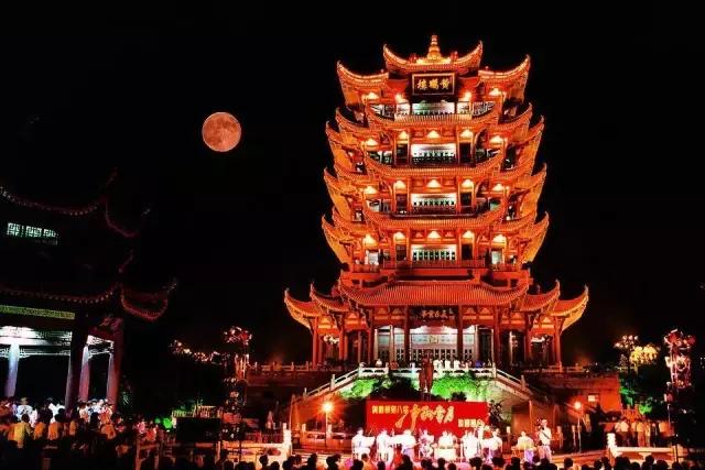 4月重庆飞哪里的机票便宜,五一重庆飞哪个海边的机票便宜