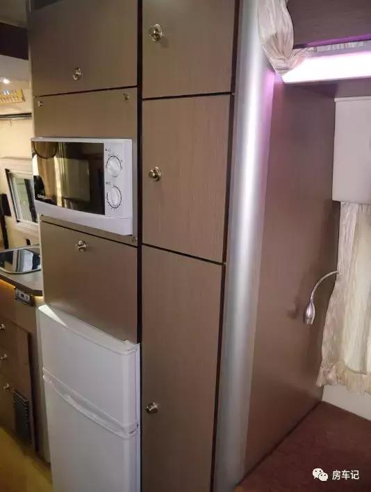 小空间大行程,大通原厂2018款b型房车体验