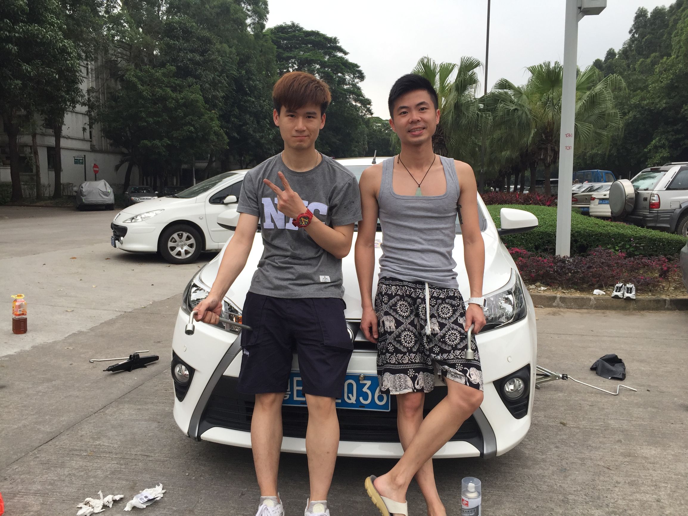 老雅力士改轮毂,丰田雅力士更换轮毂盖