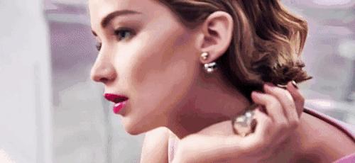 卡姿兰彩妆主打什么颜色,hm化妆品测评