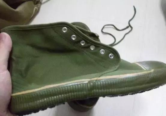 中国人的集体记忆图片,黄布胶鞋军鞋