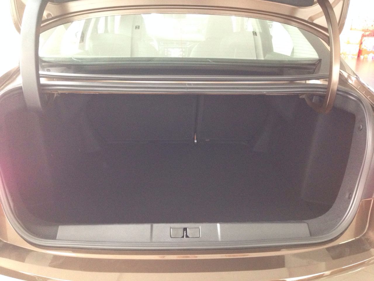 标致408落地价2022款车主实话,标致4081.6t车主用车感受