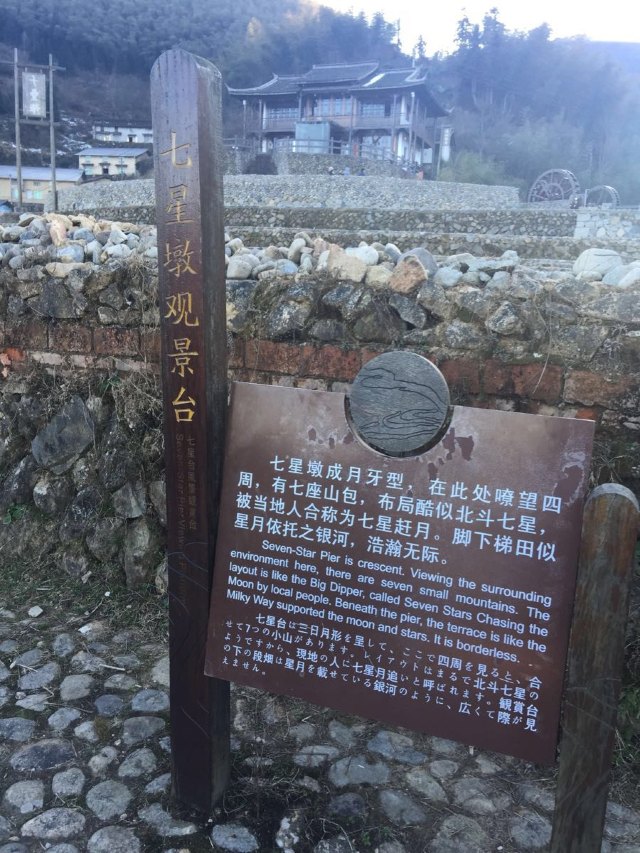 远山如黛原诗,远山如黛什么意思